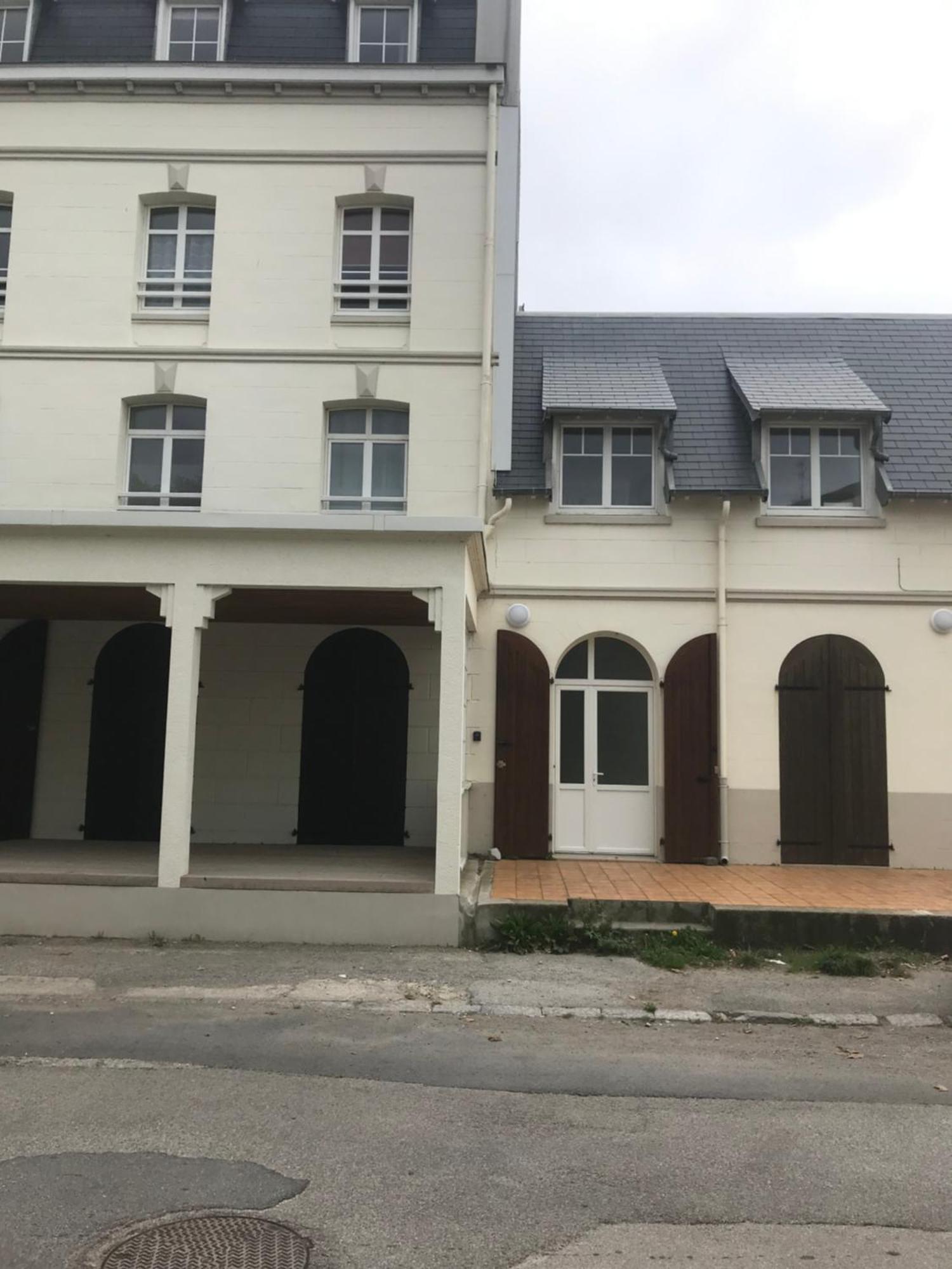 Appartement Nouveau! Superbe Avec Terrasse Vue